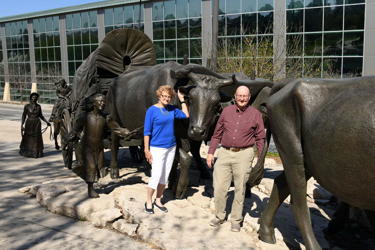 024 Pat Bredenkamp and Arnie Otten at Pioneer Courage Park.JPG